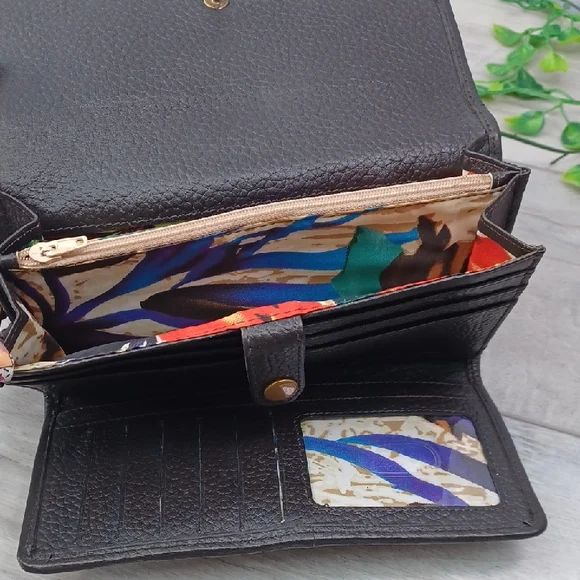 Sharif Wallet Wristlet - Picture 6 of 11